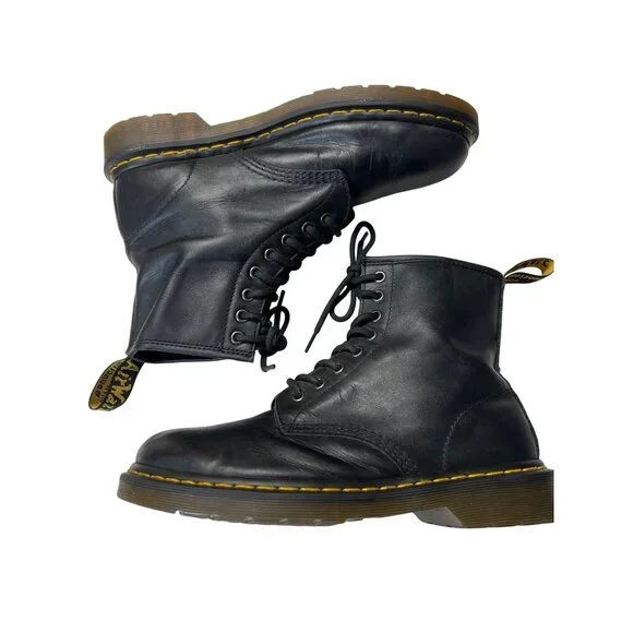Dr Martens 1460 Black Leather 8-Eye Boots Mens 9 Womens 10 AirWair Sole 42 - Picture 2 of 10